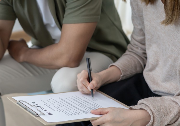 Соглашения родителей об опеке и общении с ребёнком можно будет исполнять без суда