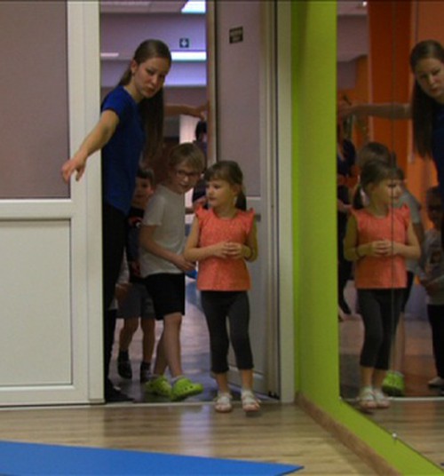 Лечебная гимнастика: зачем и почему ребёнку нужно заниматься