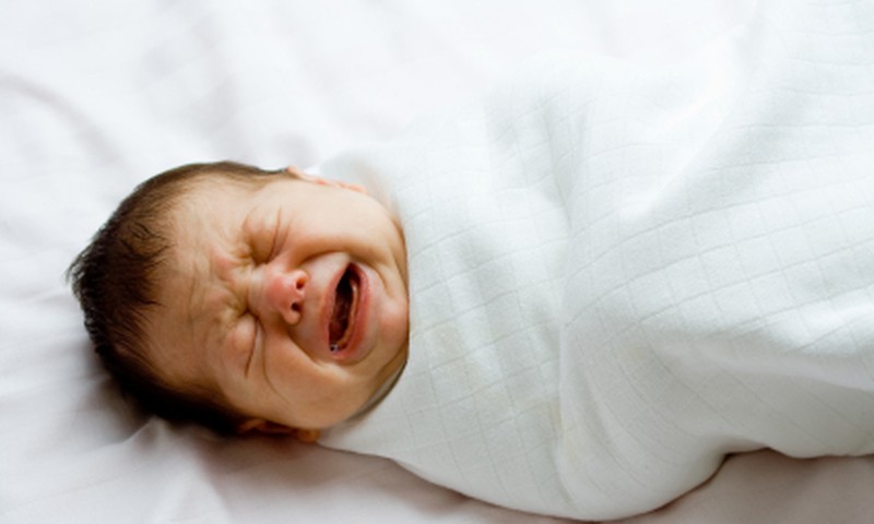 Плач новорождённого