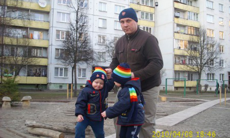 Покажите своих малышей с папами! 