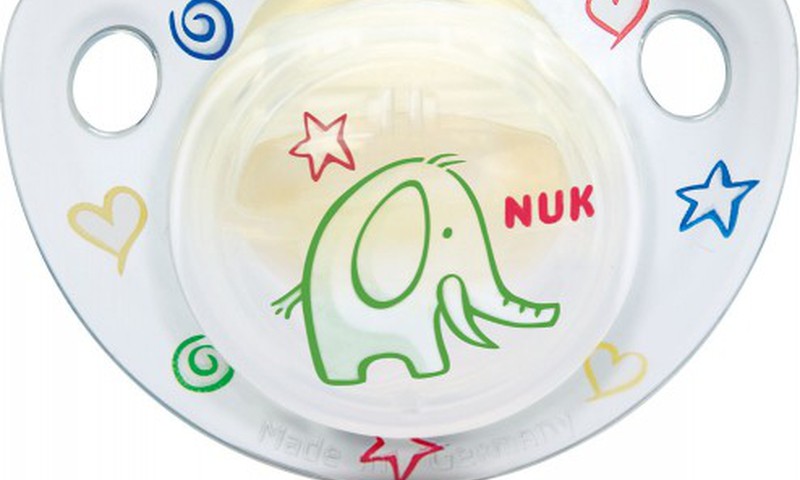 Чем отличаются латексные и силиконовые пустышки?