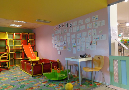 Детская игровая комната в Стокманне