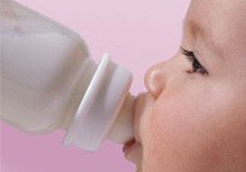 Что делать, чтобы ребенок пил молочную смесь?
