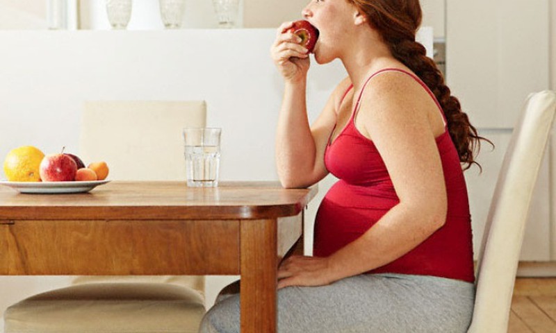 Нужно ли во время беременности соблюдать особый режим питания
