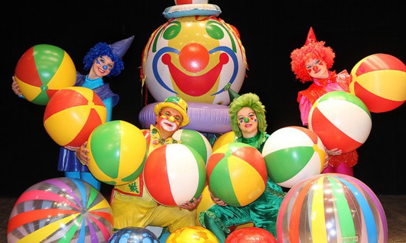 Надувное клоунское шоу семьи Питиновых
