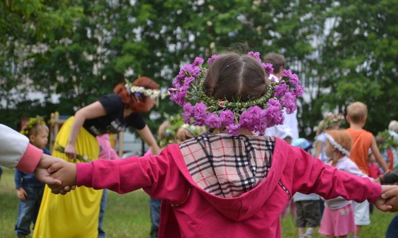 Празднуй Лиго в Риге: концерт на Набережной, костер в Дзегужкалнсе, бесплатный общественный транспорт
