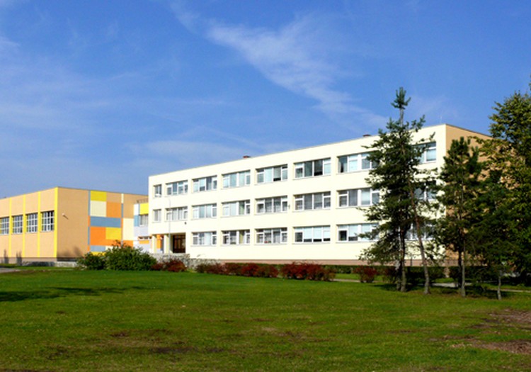 Школы Латвии: 75 Рижская средняя школа
