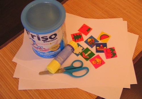 Развивающие игрушки из банок и бумаги
