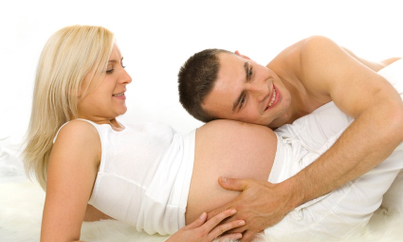 На какие пособия может рассчитывать мамочка, ожидающая близнецов в 2014 году
