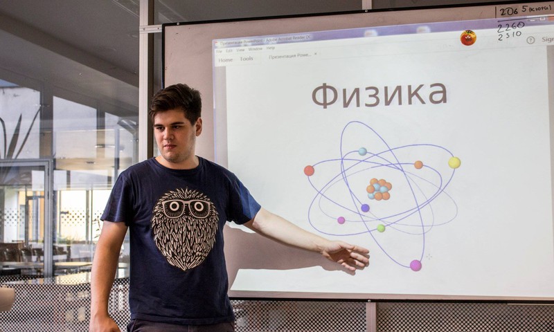 Учимся весело! “Gudrā Rīga”приглашает вас на новую интерактивную научную программу «Электричество»