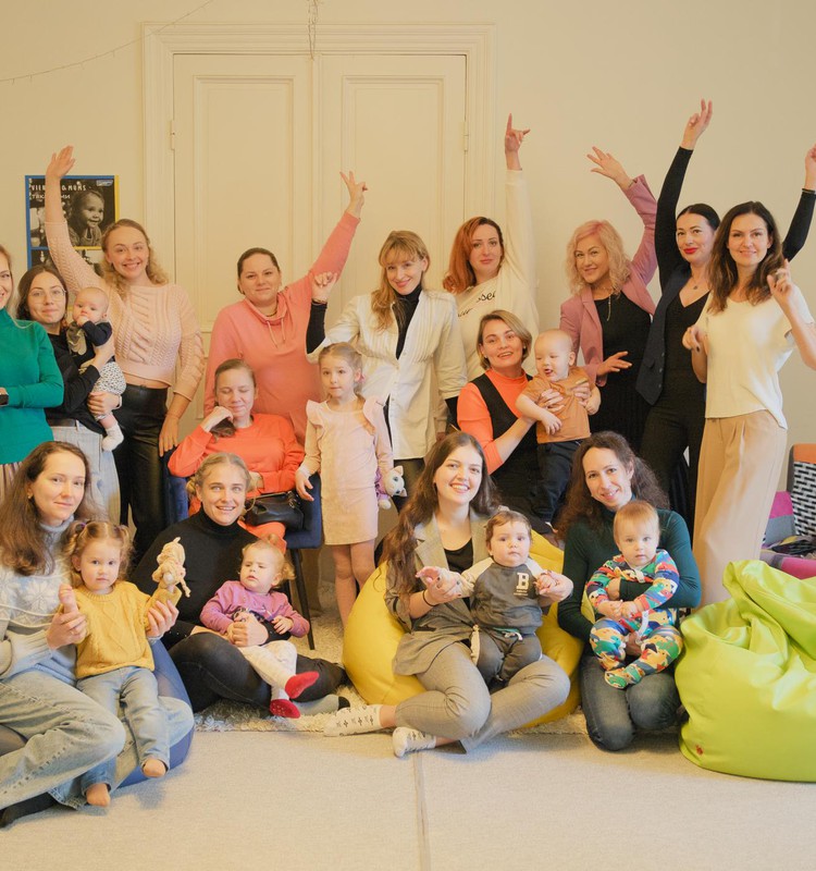 Клуб украинских мам отмечает двухлетие!