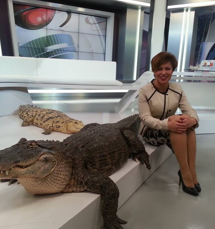 ЕЩЁ РАЗ: "Вы слышали, как поёт редактор Маминого Клуба?" или АФФТАР ЖЖОТ по-мамски