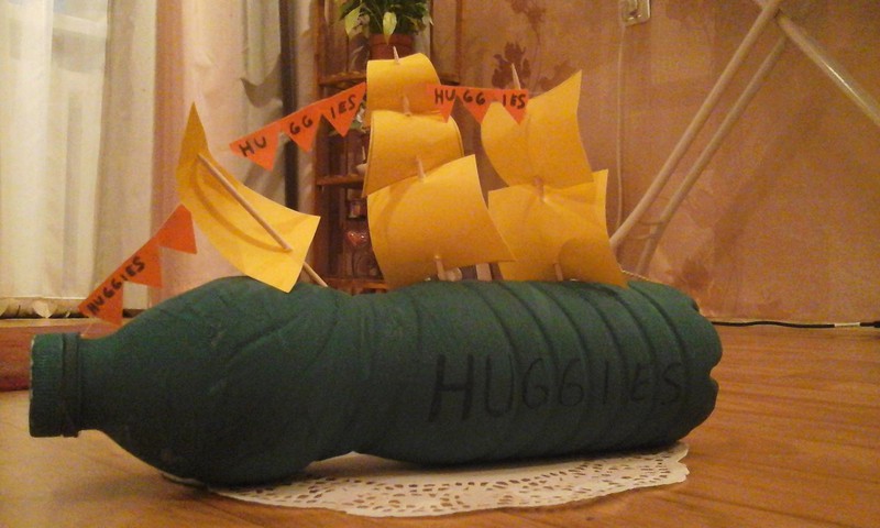 Кораблик Huggies