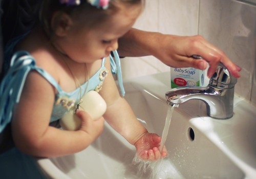 Как правильно мыть руки? 