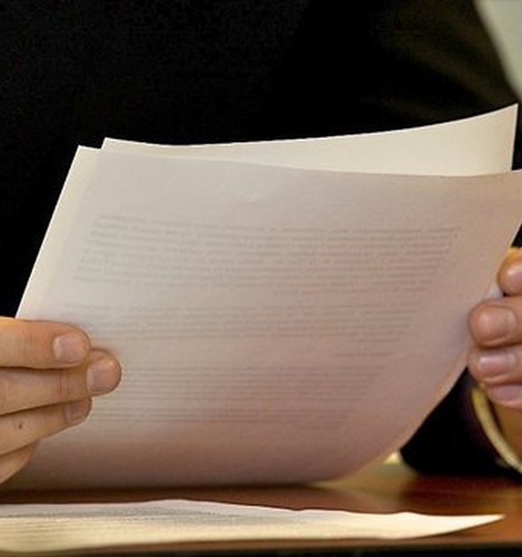 Жители добились лучшего оформления свидетельств о рождении