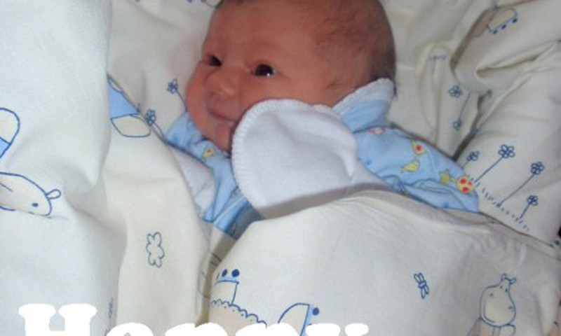 Настенька родилась..