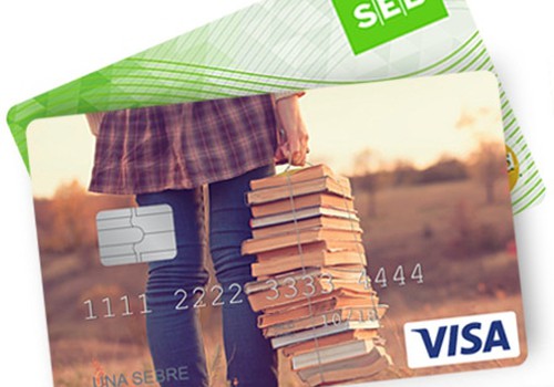 Дети и подростки часто используют платежную карту как электронную копилку