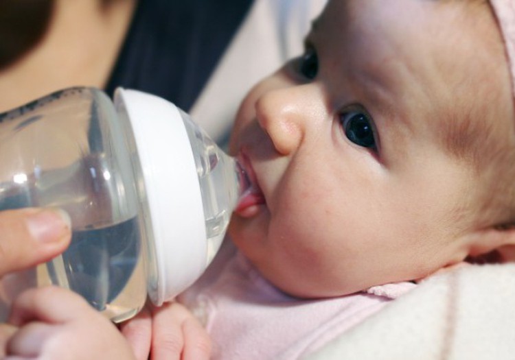 ФОТОИНСТРУКЦИЯ: кормим из бутылочки TommeeTippee 