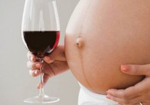 Какие напитки нужно избегать во время беременности