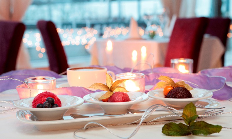 Волшебным ужином в Baltic Beach Hotel насладится...