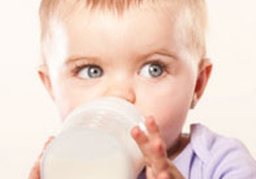 До какого возраста давать молочную смесь?