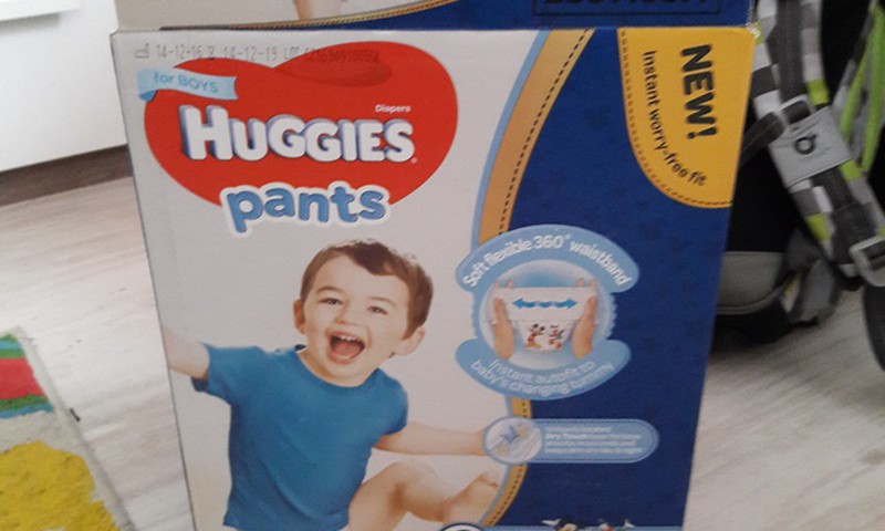 Харди попробовал новые Huggies® Pants
